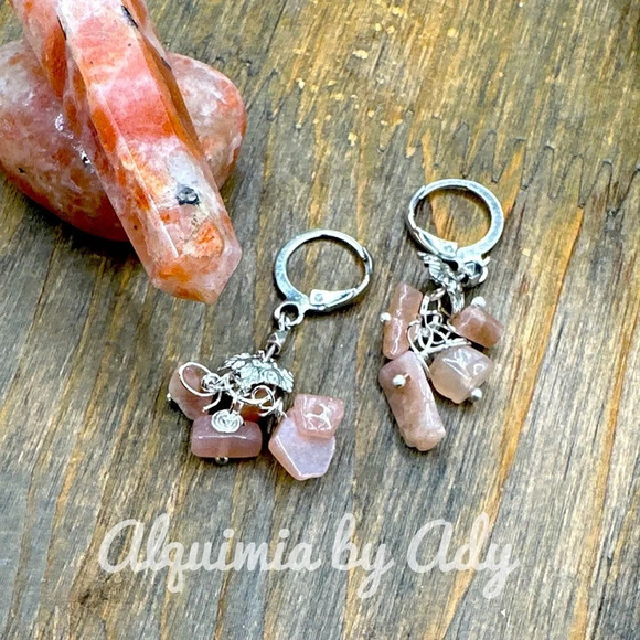 Peach Moonstone chandelier confetti dangle earrings Libra/cancer/Scorpio - Picture 1 of 8